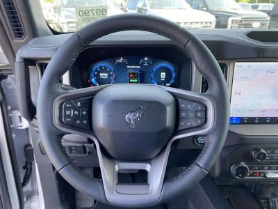 2026 Ford Bronco — photo 14 view