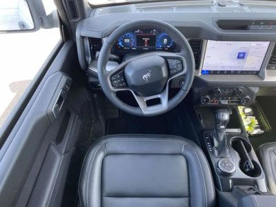 2026 Ford Bronco — photo 10 view
