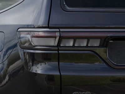 2026 Jeep Grand Wagoneer — photo 9 view