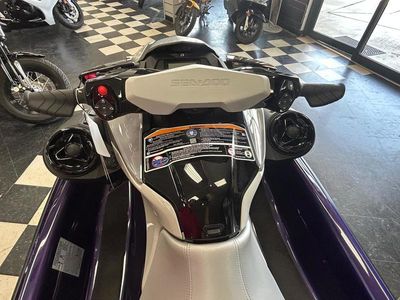 2025 Sea-Doo GTI SE 130 iBR Tech, Audio, iDF, iBR - Photo 7