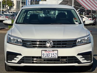 2017 Volkswagen Passat - Photo 10