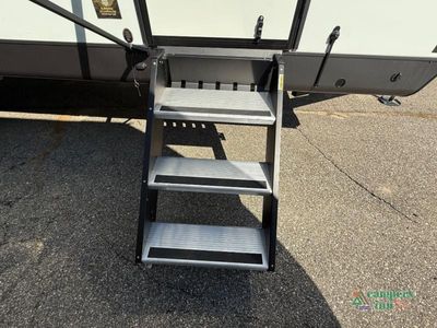 2026 Forest River RV Rockwood Ultra Lite — photo 19 view