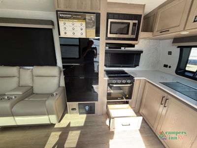 2026 Forest River RV Rockwood Ultra Lite — photo 30 view