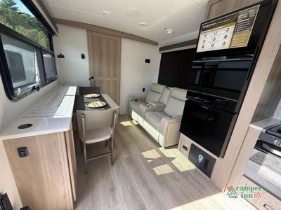 2026 Forest River RV Rockwood Ultra Lite — photo 25 view