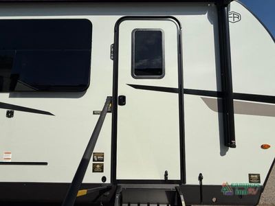 2026 Forest River RV Rockwood Ultra Lite — photo 14 view