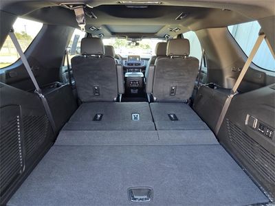 2022 Chevrolet Tahoe — photo 14 view