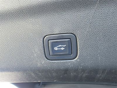 2022 Chevrolet Tahoe — photo 15 view