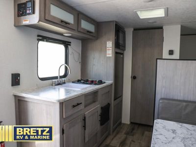 2025 Dutchmen RV Aspen Trail Mini - Photo 11