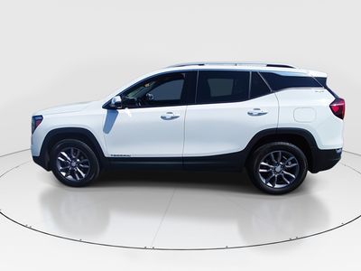 2023 GMC Terrain - Photo 4