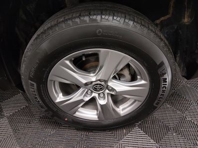 2024 Toyota RAV4 - Photo 10
