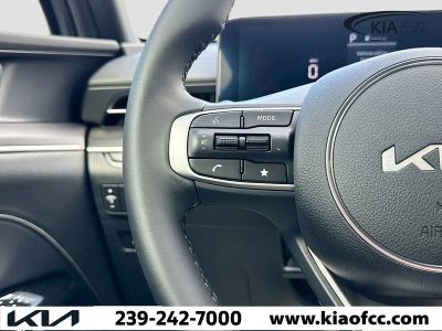 2026 Kia K5 — photo 35 view