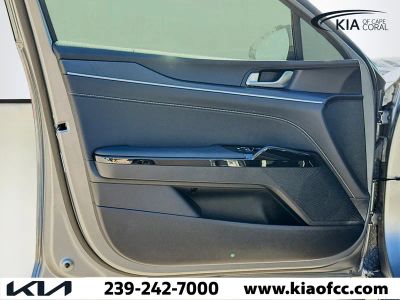 2026 Kia K5 — photo 20 view