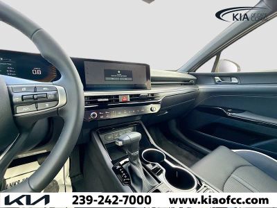 2026 Kia K5 — photo 25 view