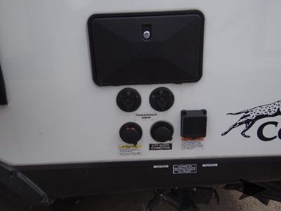 2024 Coachmen RV Freedom Express Ultra Lite - Photo 12