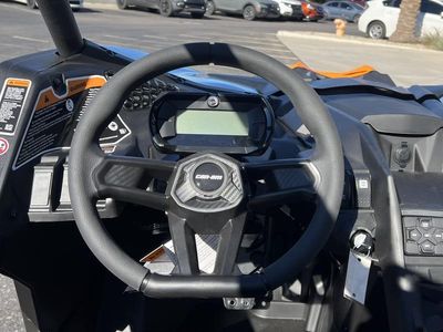 2026 Can-Am Maverick X3 MAX DS Turbo Scandi Blue & Orange Crush - Photo 10