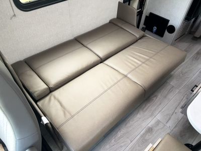 2025 Coachmen FREELANDER - Photo 11