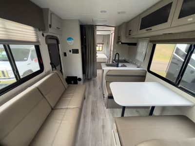 2025 Coachmen FREELANDER - Photo 6