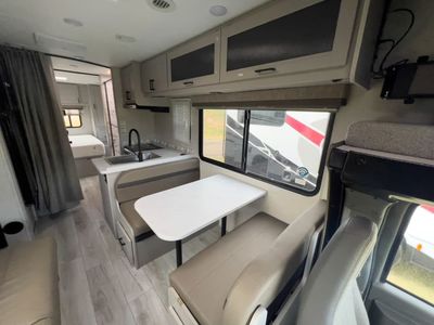 2025 Coachmen FREELANDER - Photo 7