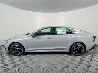 2026 Kia K5 — photo 11 view
