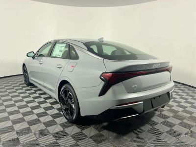 2026 Kia K5 — photo 10 view