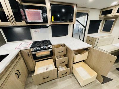 2026 Grand Design Imagine XLS - Photo 35