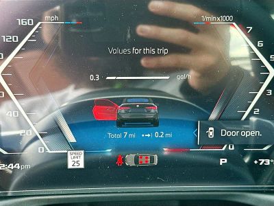 2026 BMW 4 Series — photo 9 view