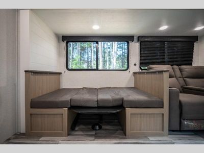 2026 Jayco Jay Flight SLX - Photo 13
