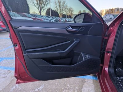 2023 Volkswagen Jetta - Photo 11