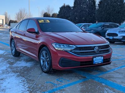 2023 Volkswagen Jetta - Photo 4