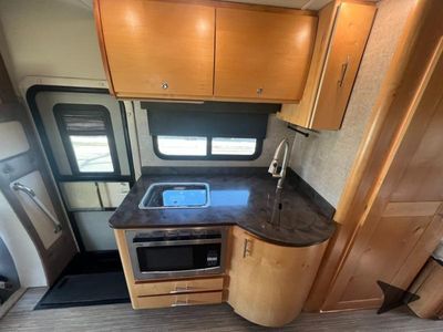 2018 Tiffin Motorhomes Wayfarer - Photo 15