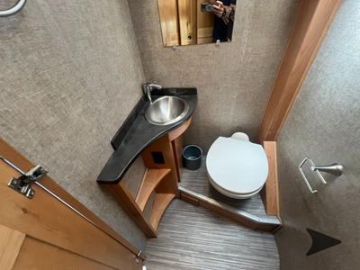 2018 Tiffin Motorhomes Wayfarer - Photo 24