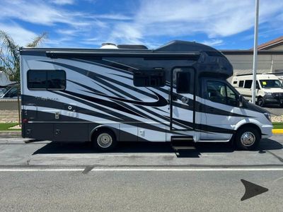 2018 Tiffin Motorhomes Wayfarer - Photo 9