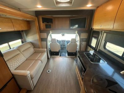 2018 Tiffin Motorhomes Wayfarer - Photo 11