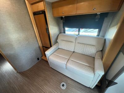 2018 Tiffin Motorhomes Wayfarer - Photo 12
