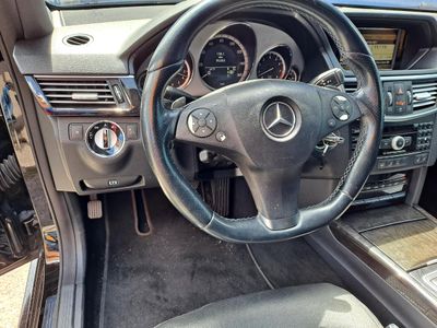 2010 Mercedes-Benz E-Class - Photo 9