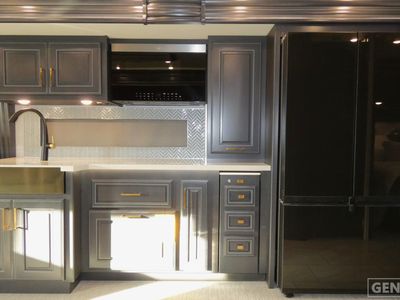 2026 Fleetwood Discovery LXE - Photo 7