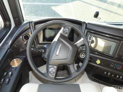 2026 Fleetwood Discovery LXE - Photo 9