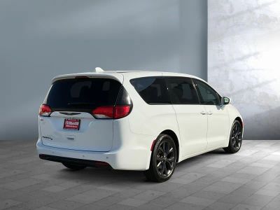 2019 Chrysler Pacifica — engine compartment view