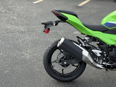 2026 Kawasaki Ninja 500 - Photo 9