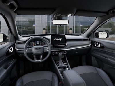2026 Jeep Compass — photo 14 view