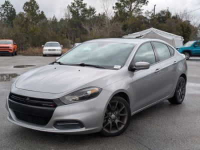 2016 Dodge Dart SE in Silver — front three-quarter view