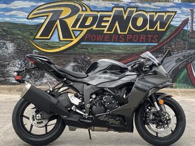 2026 Kawasaki Ninja ZX-6R - Photo 2
