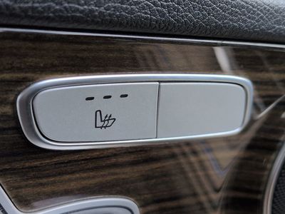 2019 Mercedes-Benz C-Class - Photo 24