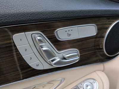 2019 Mercedes-Benz C-Class - Photo 20