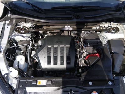 2024 Mitsubishi Eclipse Cross - Photo 9