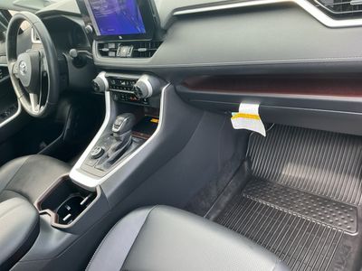 2023 Toyota RAV4 - Photo 10