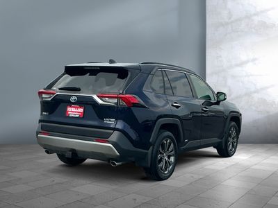 2023 Toyota RAV4 - Photo 2
