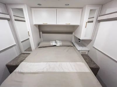 2027 Thor Motor Coach CHATEAU - Photo 17