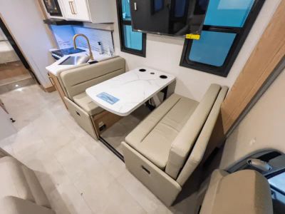 2027 Thor Motor Coach CHATEAU - Photo 8