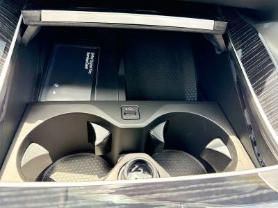 2027 BMW X6 — photo 30 view